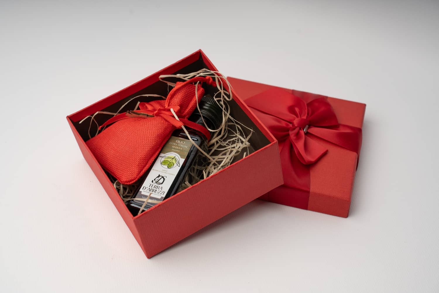 Bomboniera con Olio Extravergine di Oliva 100ml Completa per Eventi